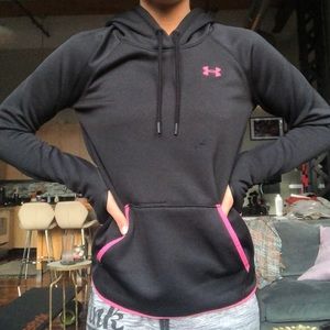 Under Armour Sweatshirt